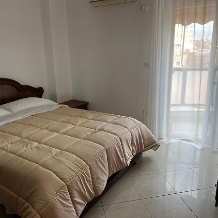 City Central Apartment 2 Tirana Exterior photo